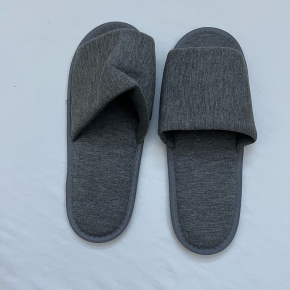 American Nest Shoes - American Nest Slippers 1-size About 11" Gray Knit Texture Packaged Bag NEW